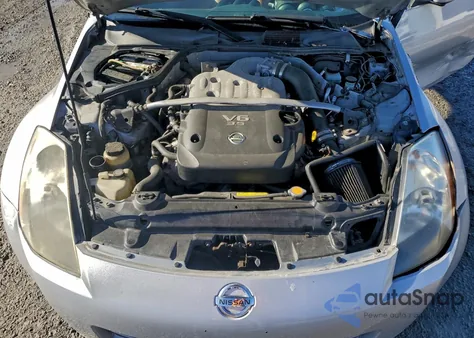 2003 Nissan 350Z Coupe z USA, uszkodzony, nr VIN JN1AZ34D83T106131